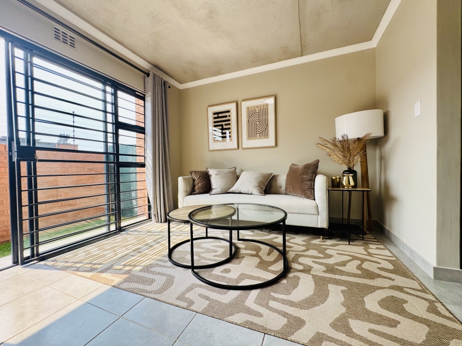 2 Bedroom Property for Sale in Sinoville Gauteng