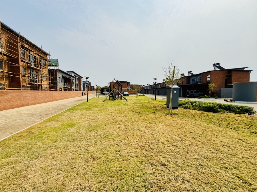 2 Bedroom Property for Sale in Sinoville Gauteng