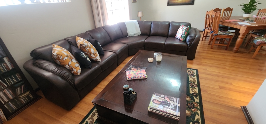 4 Bedroom Property for Sale in Brackendowns Gauteng