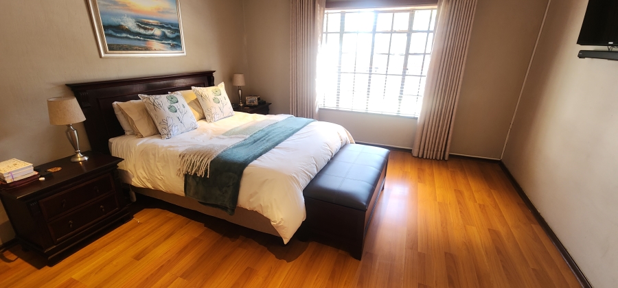 4 Bedroom Property for Sale in Brackendowns Gauteng