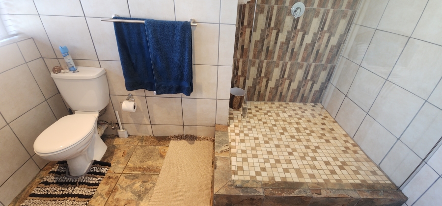 4 Bedroom Property for Sale in Brackendowns Gauteng