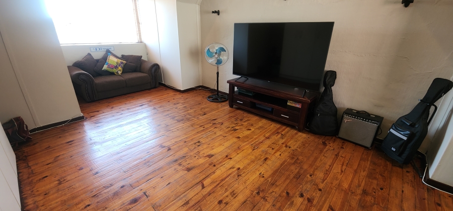 4 Bedroom Property for Sale in Brackendowns Gauteng