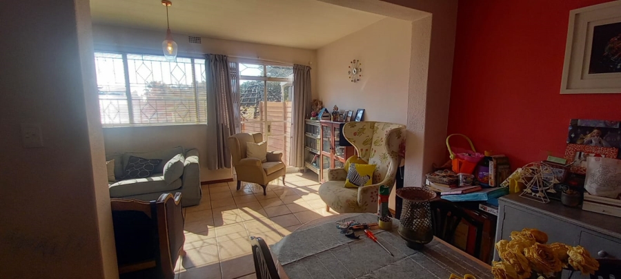 2 Bedroom Property for Sale in Brackenhurst Gauteng