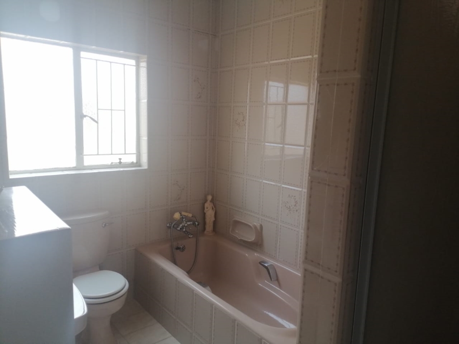 3 Bedroom Property for Sale in Westonaria Gauteng