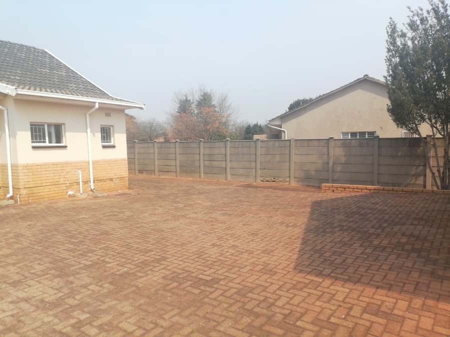 3 Bedroom Property for Sale in Westonaria Gauteng