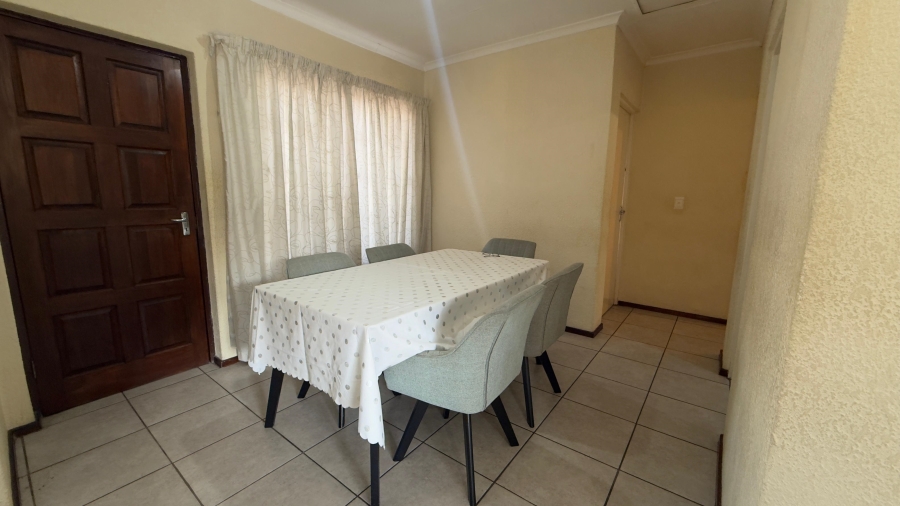 To Let 2 Bedroom Property for Rent in Halfway Gardens Gauteng