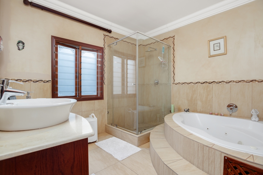 4 Bedroom Property for Sale in Fourways Gauteng