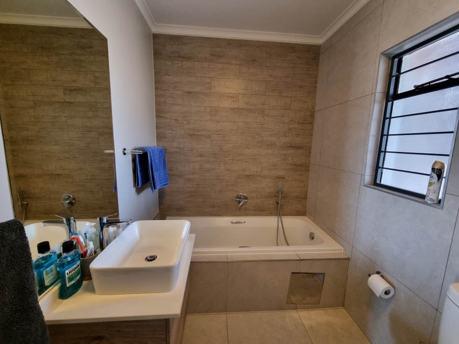 To Let 1 Bedroom Property for Rent in Golden Fields Estate Gauteng