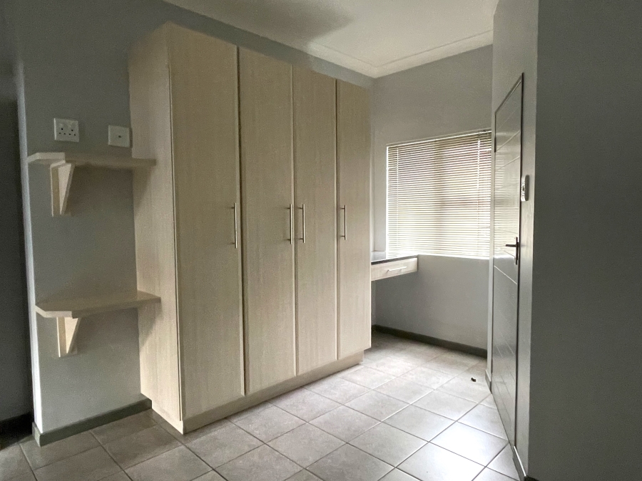 2 Bedroom Property for Sale in Menlo Park Gauteng