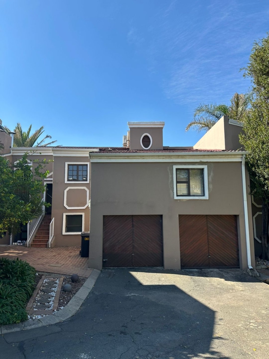 4 Bedroom Property for Sale in Peacehaven Gauteng