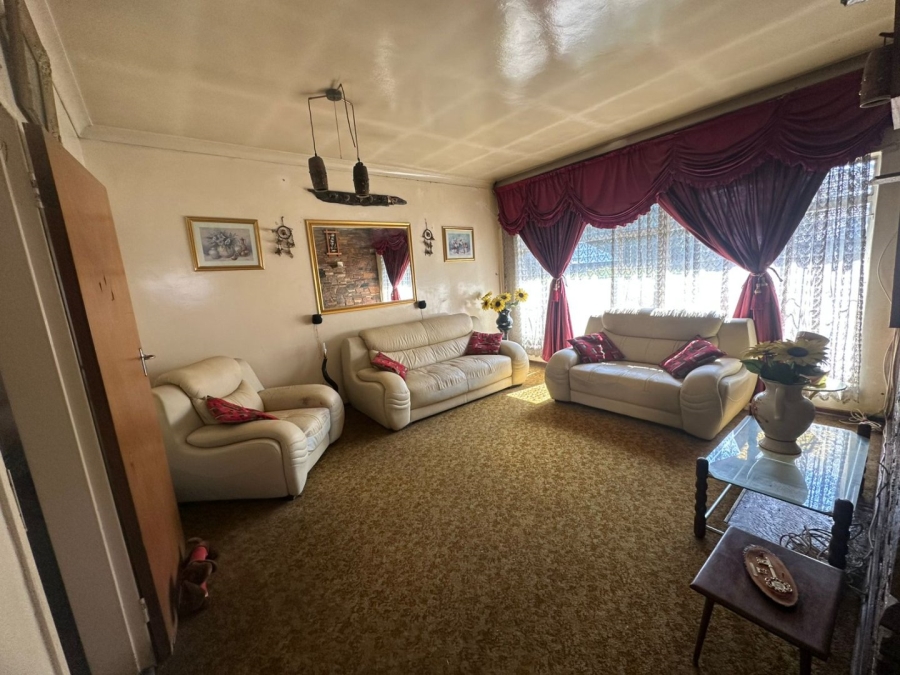 3 Bedroom Property for Sale in Three Rivers Gauteng