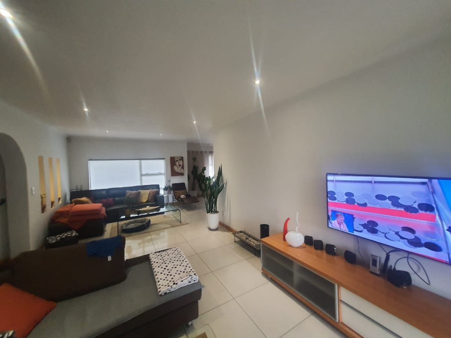 3 Bedroom Property for Sale in Vanderbijlpark SE 4 Gauteng