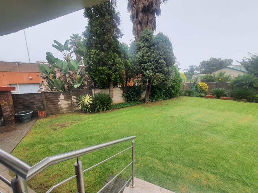 3 Bedroom Property for Sale in Vanderbijlpark SE 4 Gauteng