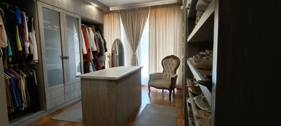 5 Bedroom Property for Sale in Vanderbijlpark SW 5 Gauteng