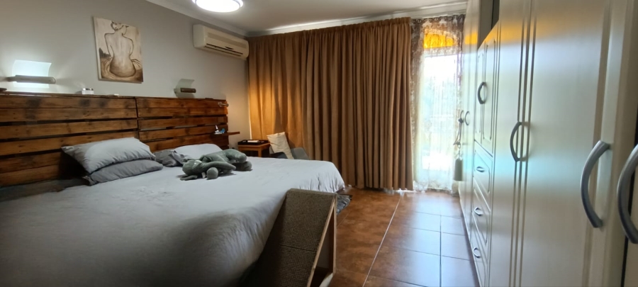 5 Bedroom Property for Sale in Vanderbijlpark SW 5 Gauteng