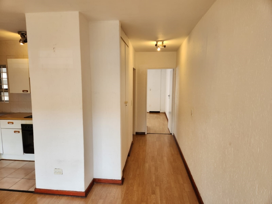 To Let 1 Bedroom Property for Rent in Sandown Gauteng