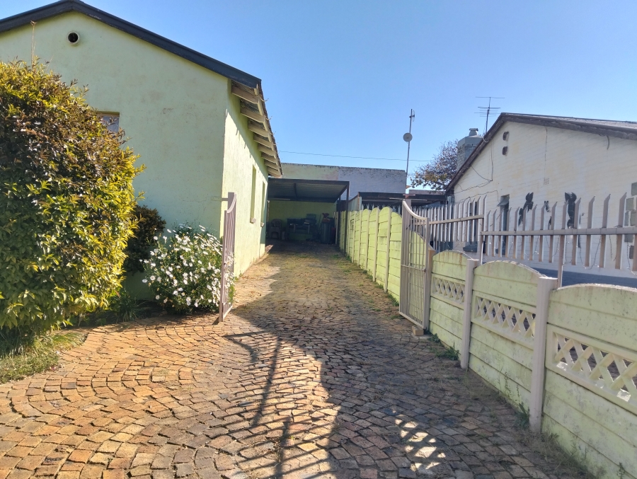 3 Bedroom Property for Sale in South Hills Gauteng