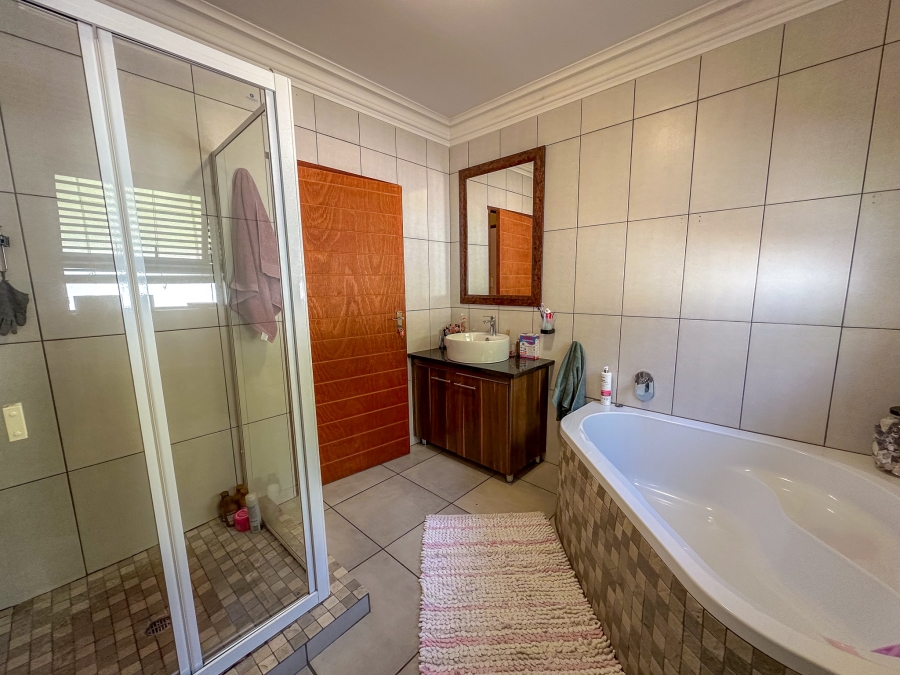 3 Bedroom Property for Sale in Midlands Estate Gauteng