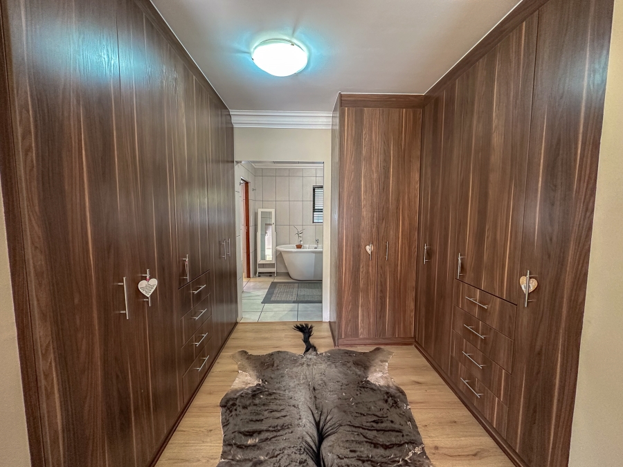 3 Bedroom Property for Sale in Midlands Estate Gauteng