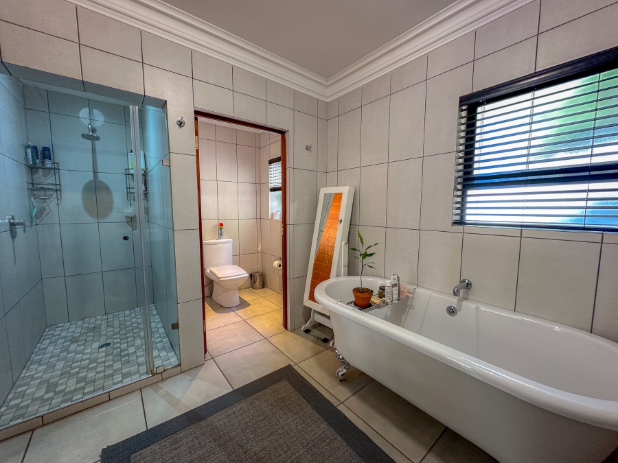 3 Bedroom Property for Sale in Midlands Estate Gauteng