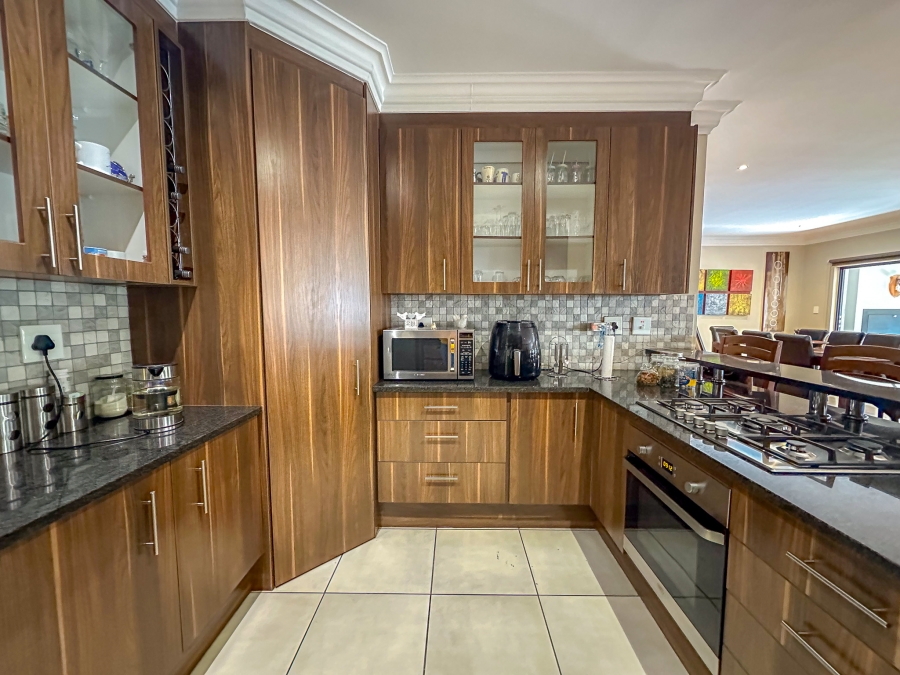 3 Bedroom Property for Sale in Midlands Estate Gauteng