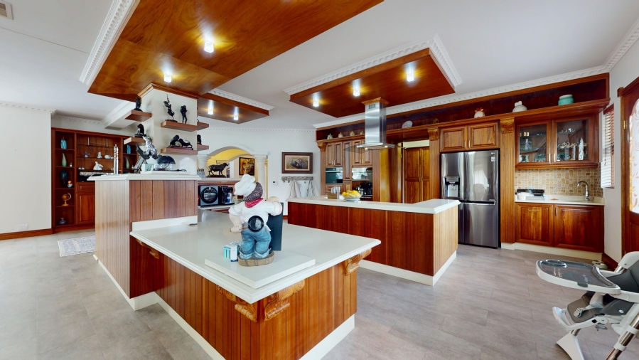 5 Bedroom Property for Sale in Bartlett Gauteng