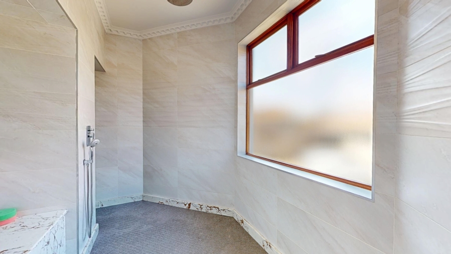 5 Bedroom Property for Sale in Bartlett Gauteng