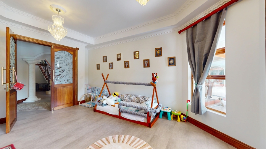 5 Bedroom Property for Sale in Bartlett Gauteng