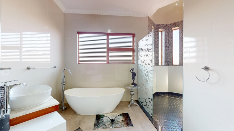 5 Bedroom Property for Sale in Bartlett Gauteng