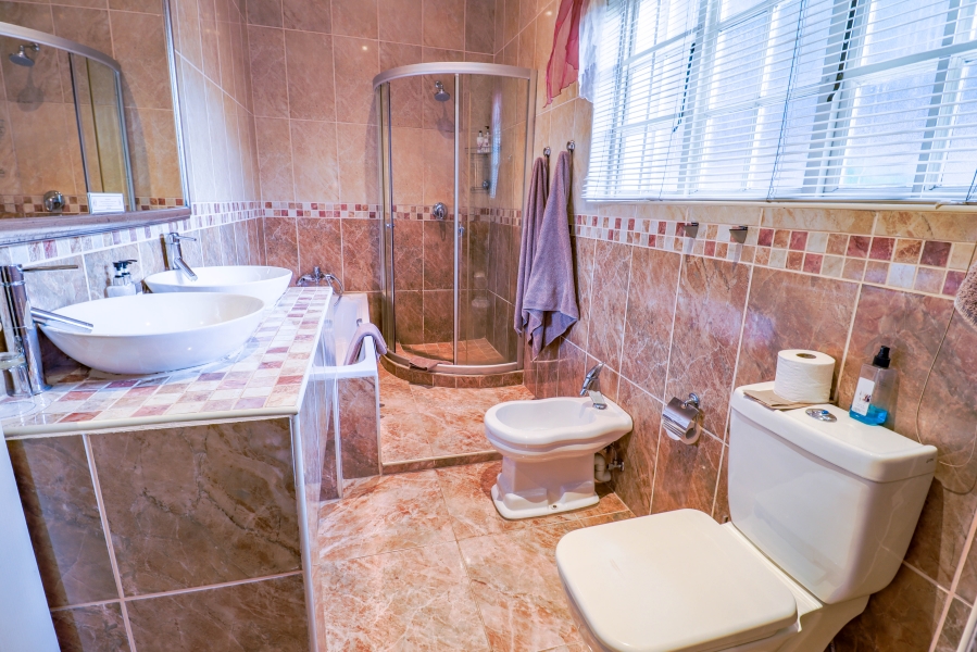 14 Bedroom Property for Sale in Moreleta Park Gauteng