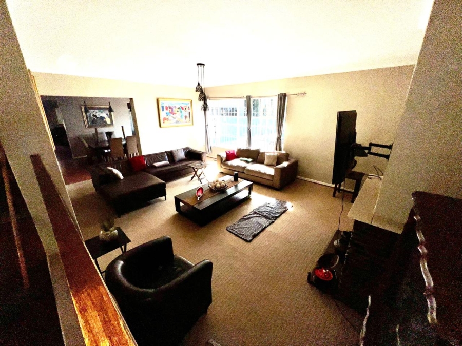 4 Bedroom Property for Sale in Savoy Estate Gauteng
