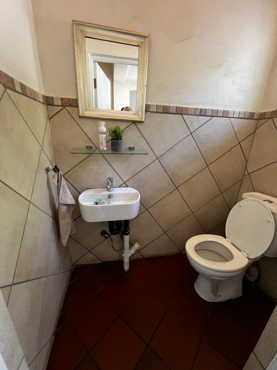 4 Bedroom Property for Sale in Savoy Estate Gauteng