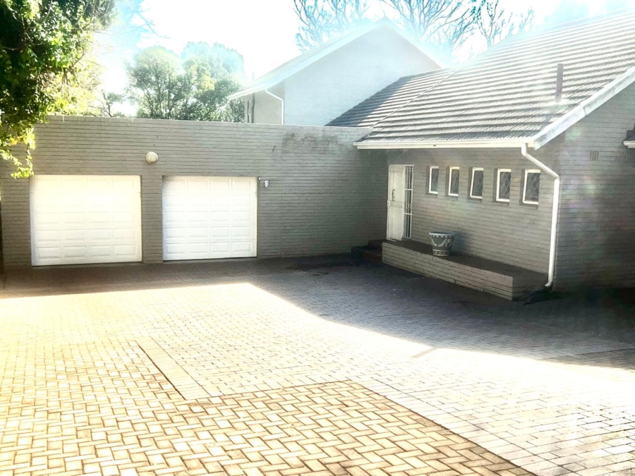 4 Bedroom Property for Sale in Savoy Estate Gauteng