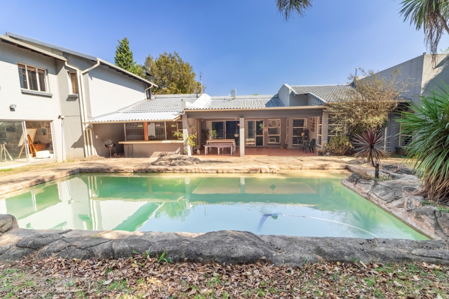 4 Bedroom Property for Sale in Randpark Ridge Gauteng