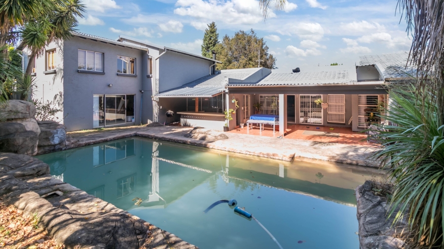 4 Bedroom Property for Sale in Randpark Ridge Gauteng