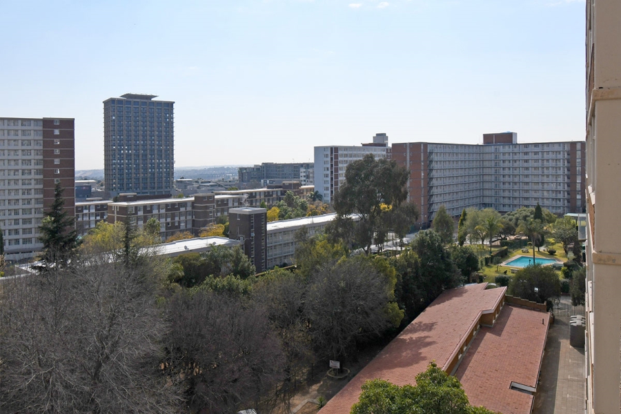 2 Bedroom Property for Sale in Bedford Gardens Gauteng