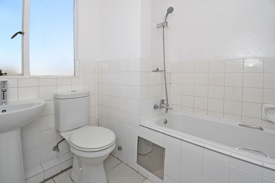 2 Bedroom Property for Sale in Bedford Gardens Gauteng