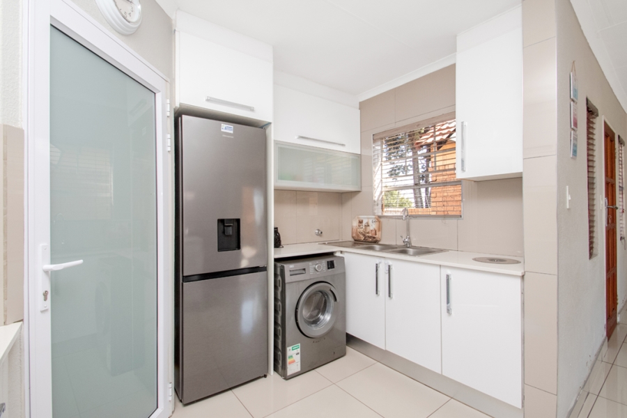 2 Bedroom Property for Sale in Halfway Gardens Gauteng