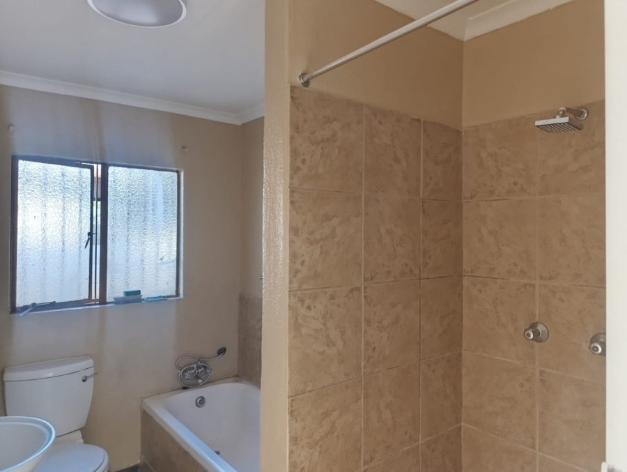 3 Bedroom Property for Sale in The Orchards Gauteng