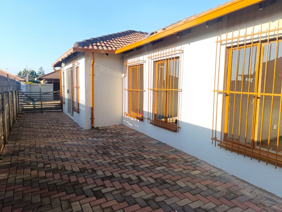 3 Bedroom Property for Sale in The Orchards Gauteng