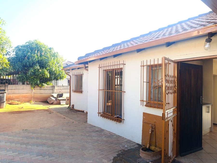 3 Bedroom Property for Sale in The Orchards Gauteng