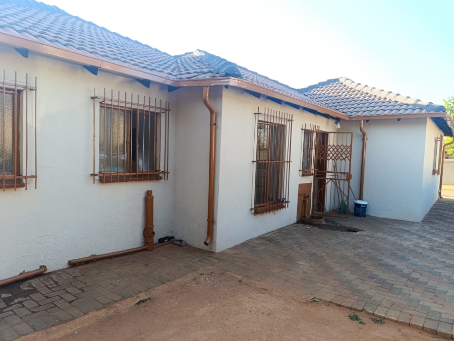 3 Bedroom Property for Sale in The Orchards Gauteng