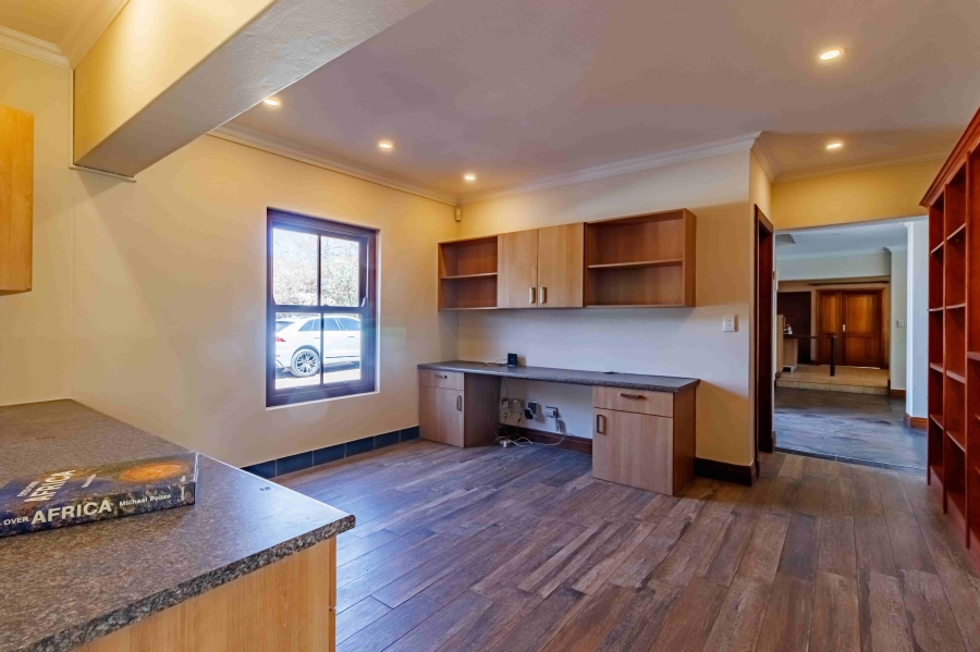 6 Bedroom Property for Sale in Carlswald Estate Gauteng