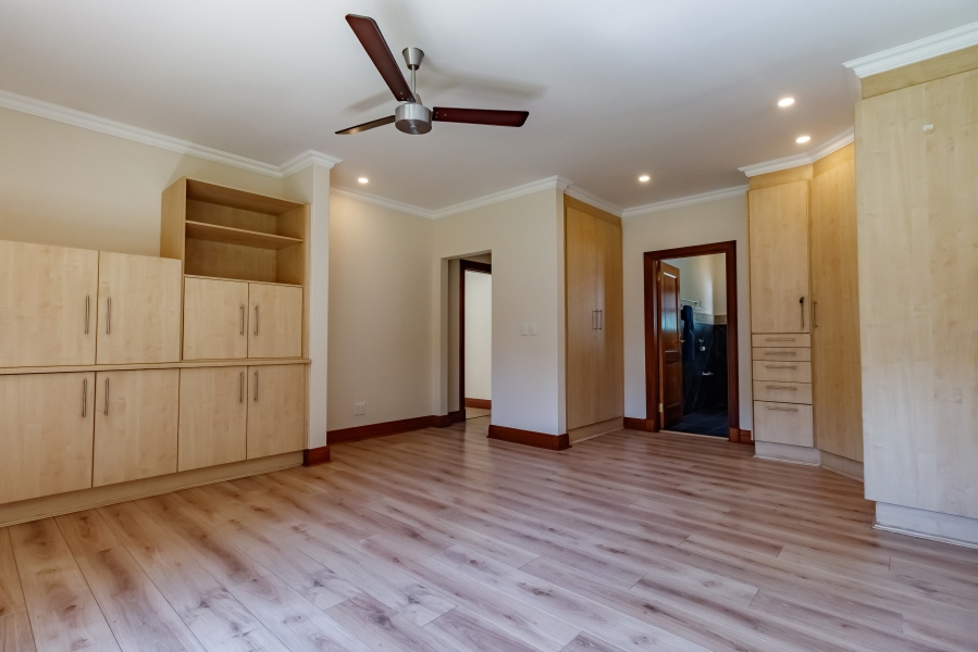 6 Bedroom Property for Sale in Carlswald Estate Gauteng