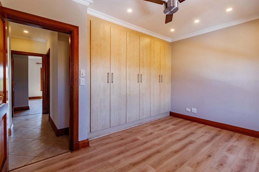 6 Bedroom Property for Sale in Carlswald Estate Gauteng