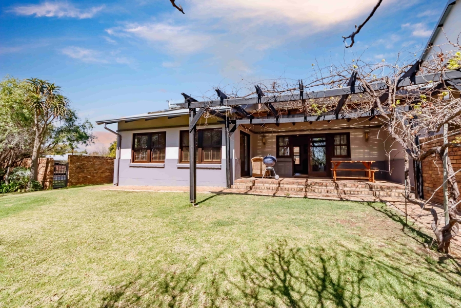 6 Bedroom Property for Sale in Carlswald Estate Gauteng