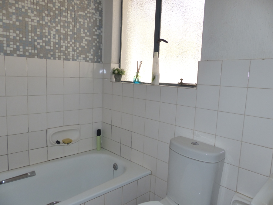 4 Bedroom Property for Sale in Farmall A H Gauteng