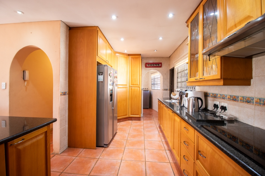4 Bedroom Property for Sale in Brackenhurst Gauteng