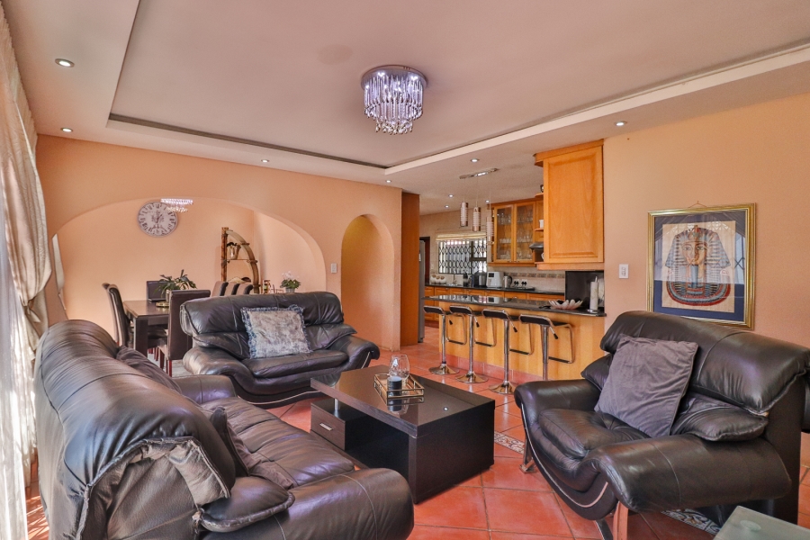 4 Bedroom Property for Sale in Brackenhurst Gauteng