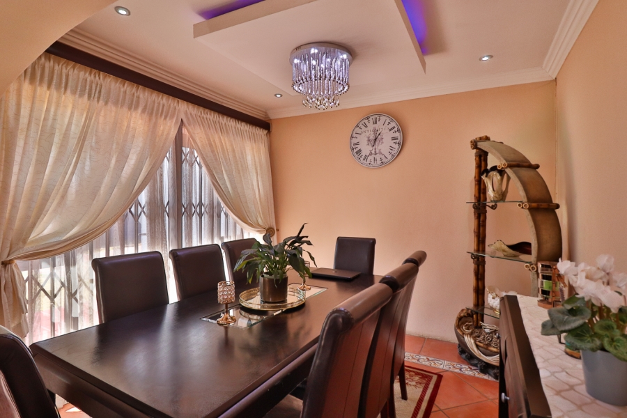 4 Bedroom Property for Sale in Brackenhurst Gauteng